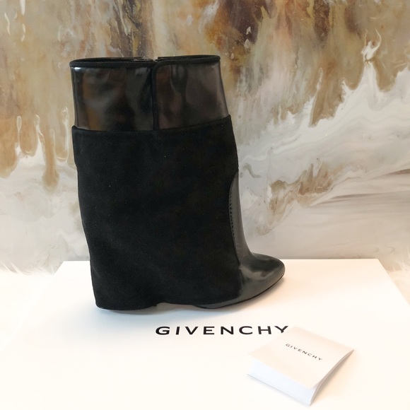 Givenchy Black Patent & Suede Shark Ankle Boots 39 - Picture 6 of 6